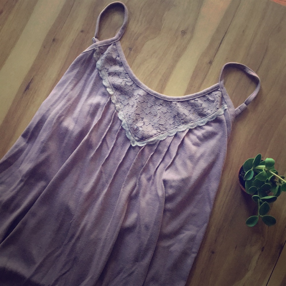 Mauve lace detail top